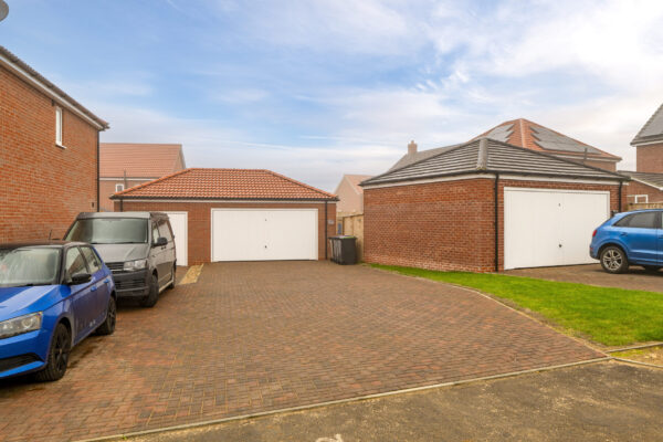 Robinson Close, Branston, LN4