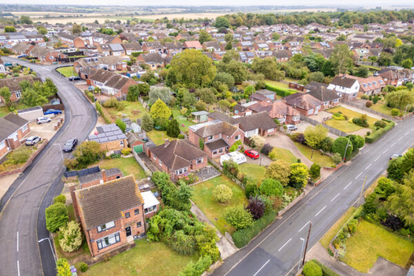 Washingborough Road, Heighington, LN4