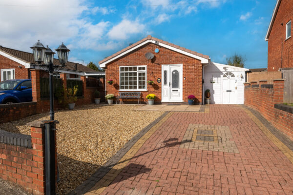 Truro Close, Grantham, NG31