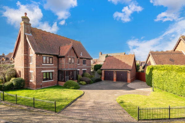 Cheviot Close, Sleaford, NG34