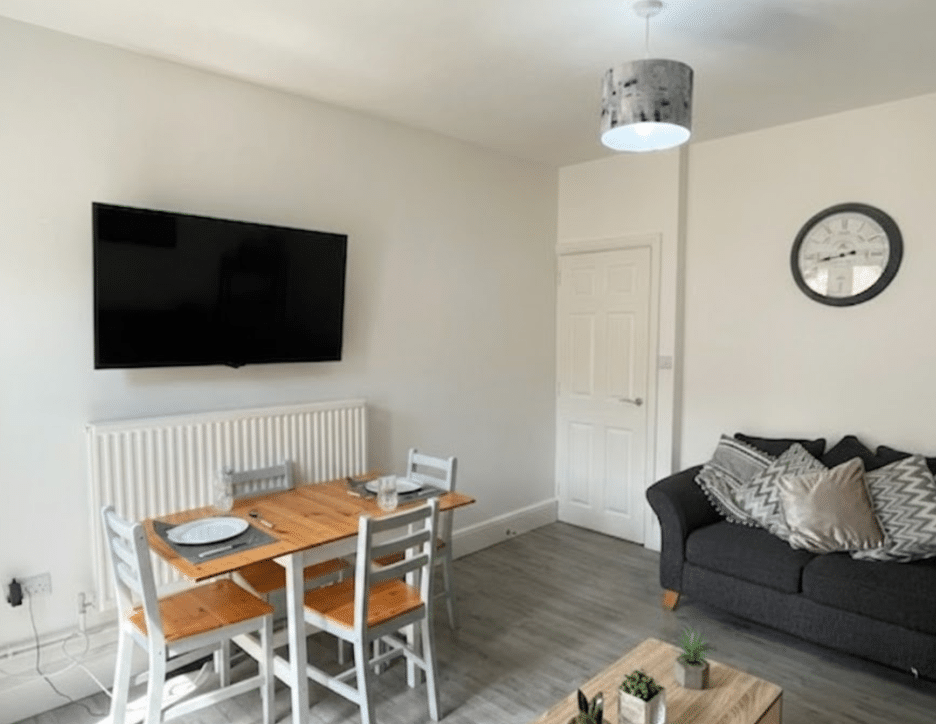 Dixon Street, Lincoln, LN5